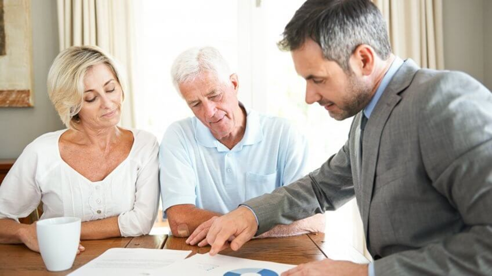 Pension Investment Advisors: Key Factors to Consider Before Hiring One